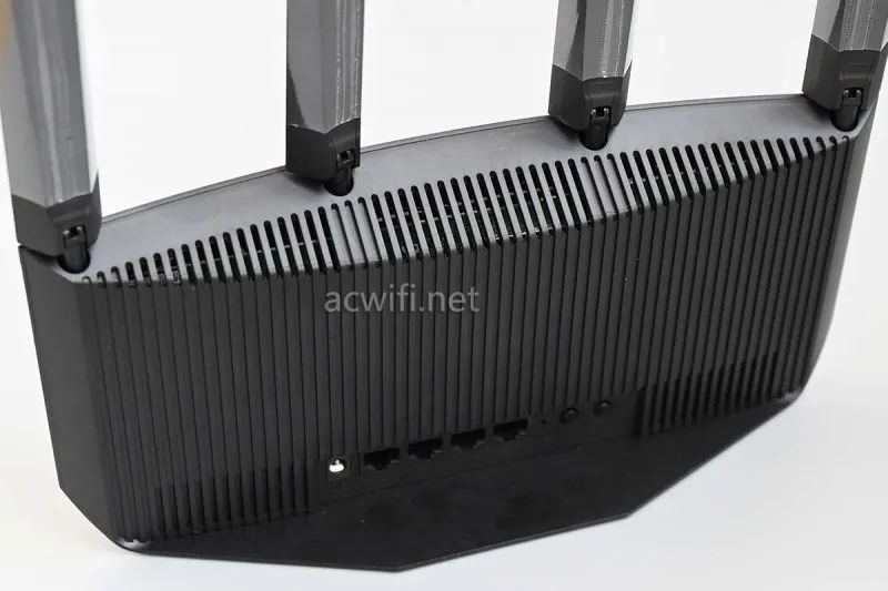 TP-LINK BE6500 7DR6560 拆机实测：为何四个 2.5G 网口共享 5G 带宽？